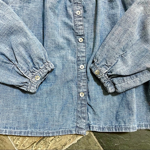 GAP•Kid’s Small•100% Soft Cotton Chambray•Denim Blue•Peasant Style Button Front - Picture 6 of 9